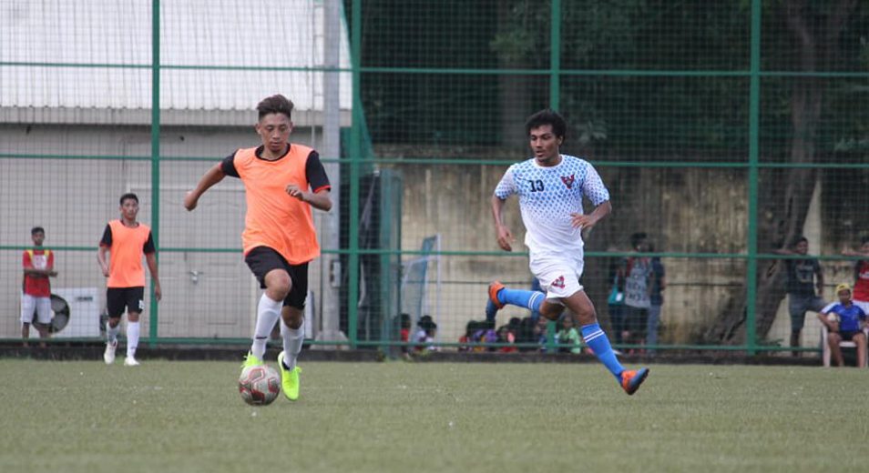 Mumbai, August 23: Profligate KSA go down 1-2 to Century Rayon while Customs sneaked past Bank of Baroda with a solitary goal win