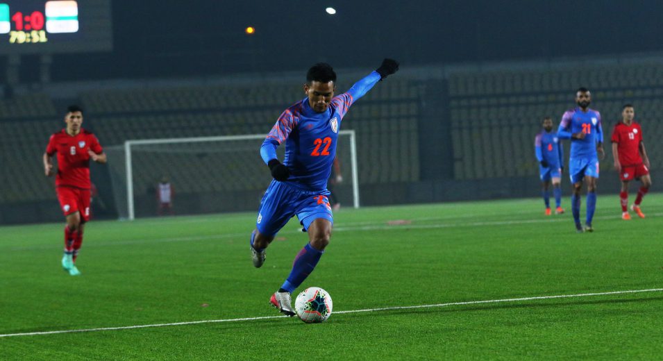 There are very few Indian families where children are encouraged to pursue a professional career in sports, let alone football. Seiminlen Doungel, who is the eldest among nine siblings in his family, faced the same struggle