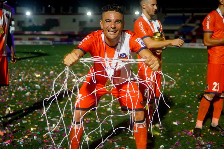 Carlos Pena spent his last two seasons of playing career at FC Goa winning two trophies with the club and has now decided to retire and venture in to coaching