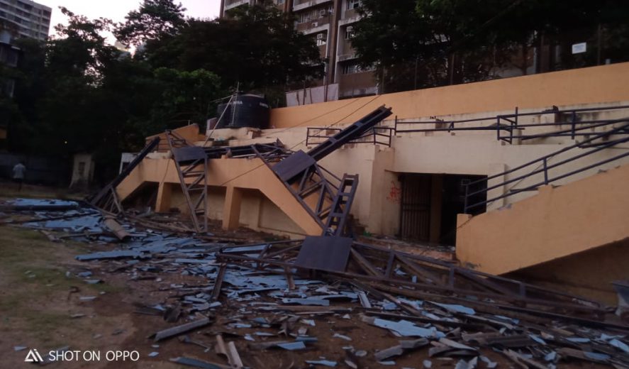 Mumbai’s St.Xavier’s Ground in Parel that has been host to various MDFA and MSSA tournaments suffered a mishap after part of its stands collapsed