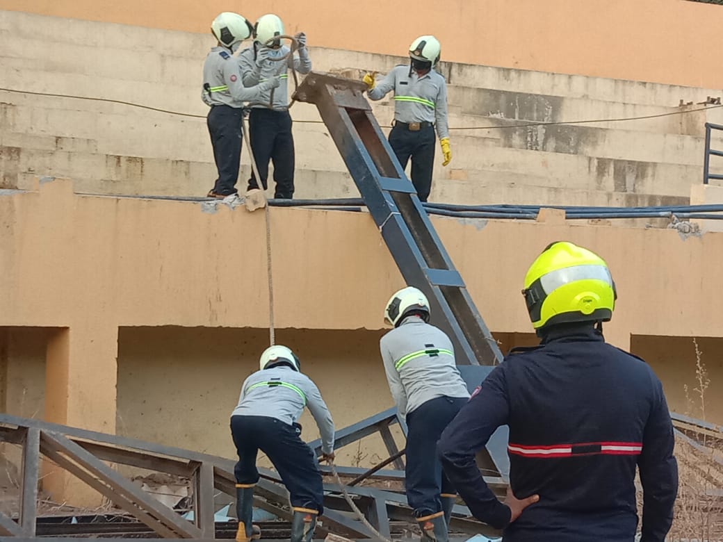 Mumbai’s St.Xavier’s Ground in Parel that has been host to various MDFA and MSSA tournaments suffered a mishap after part of its stands collapsed