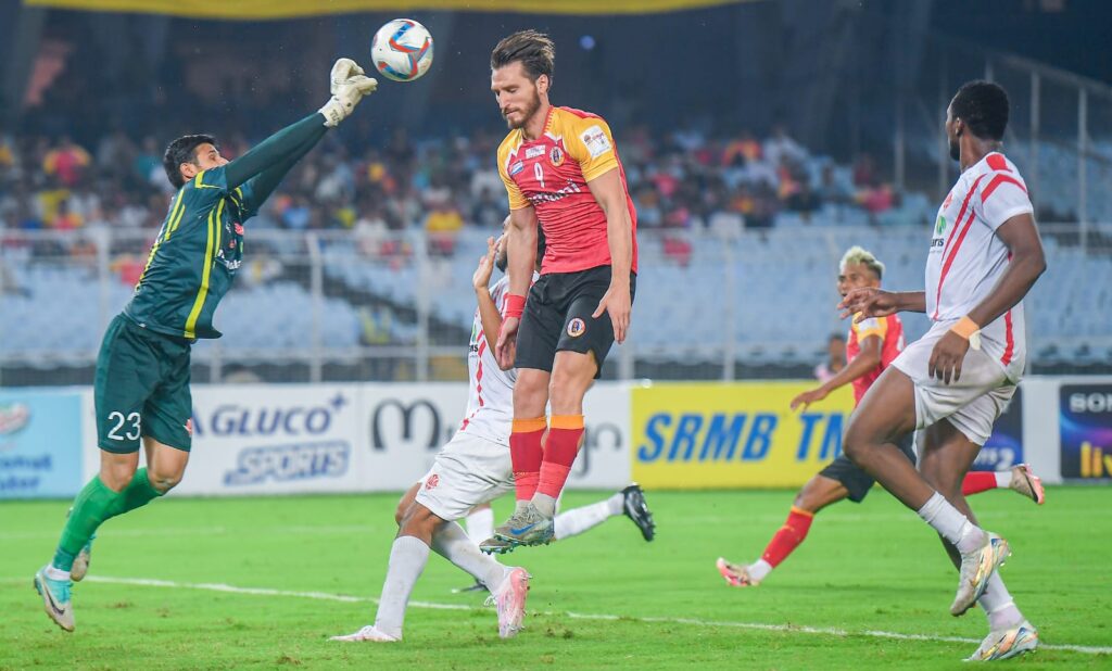 Emami East Bengal FC moved a step closer to securing a knockout berth at the 134th IndianOil Durand Cup with a narrow 1-0 win over a resilient Namdhari FC in a tightly contested Group A encounter