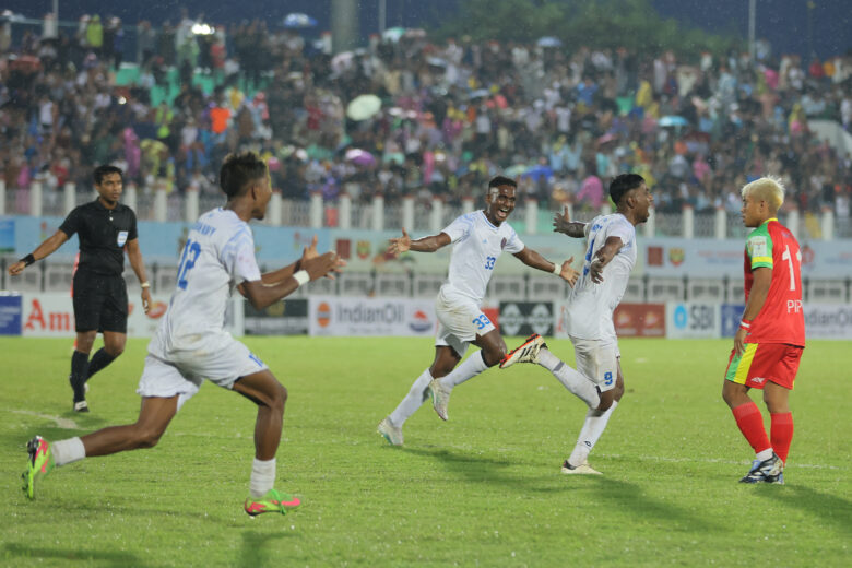 Late goals by Pintu Mahata & Sreyas V.G ensured Indian Navy FT overturned a one-goal deficit to defeat TRAU FC 2-1 & book quarterfinals spot